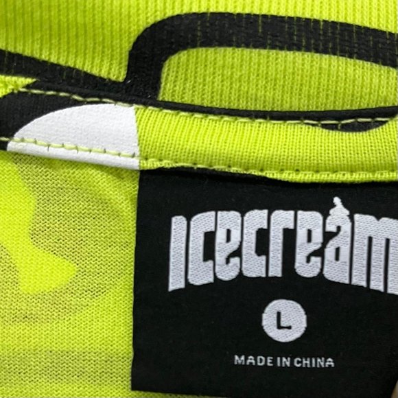 NWOT Icecream 1pc Round Neck T-shirt - Picture 3 of 4